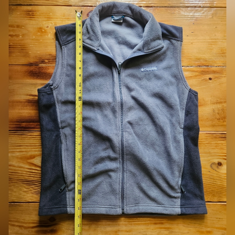 Columbia Two-Tone Gray Fleece Vest